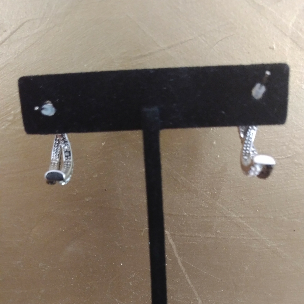 Crystal Fashion Earrings - Picture 3 of 3